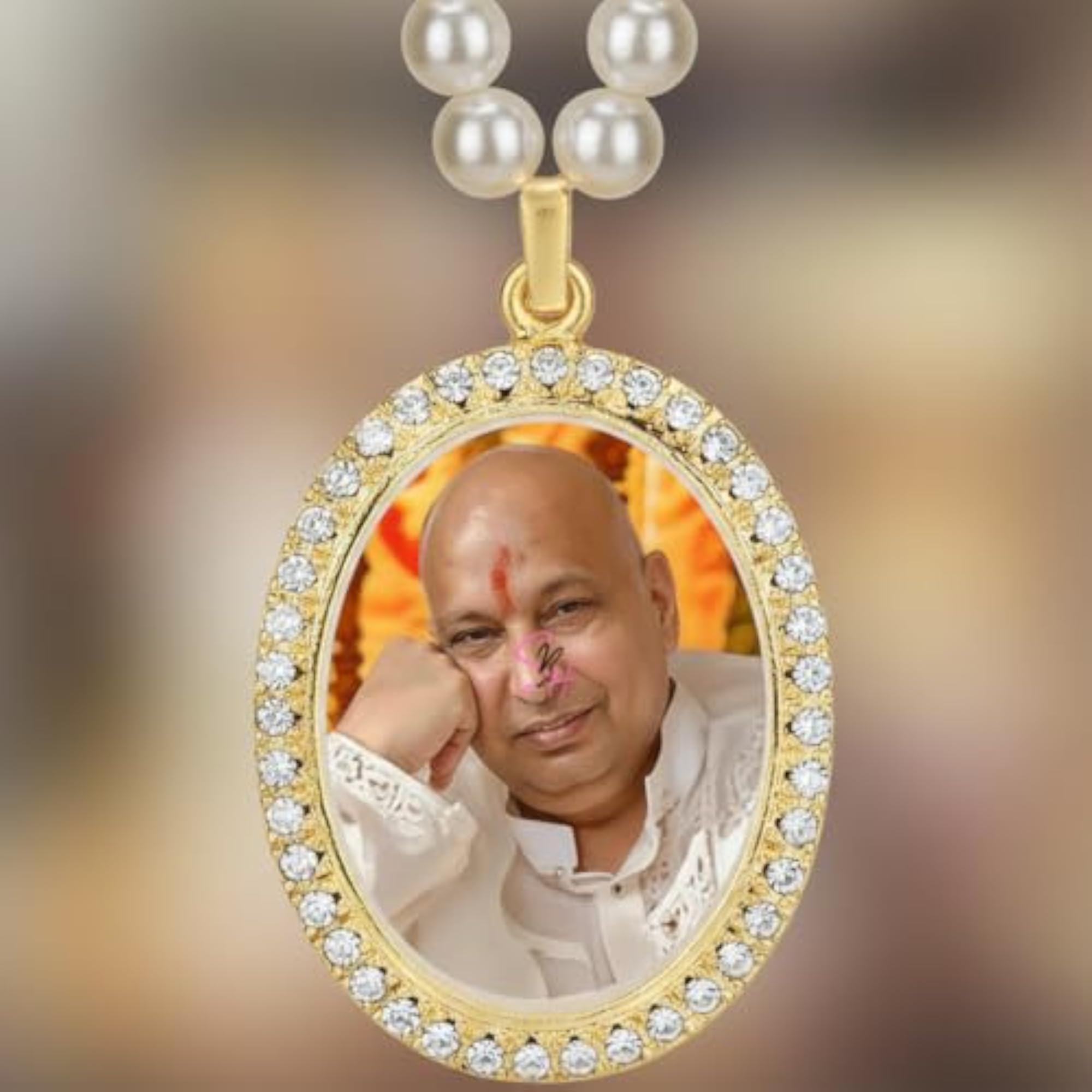 Jai GURUJI Swaroop Oval Shape Pendant with Pearl Mala